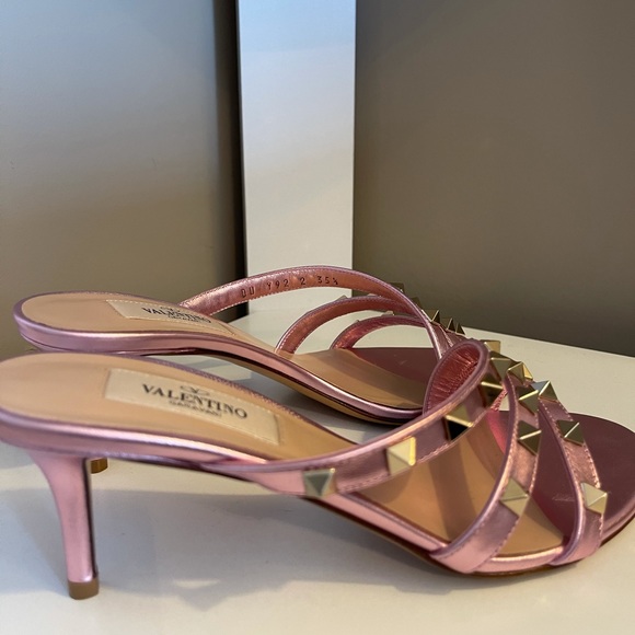 Valentino Garavani - Picture 8 of 8